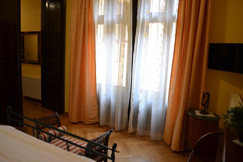 Hotel Casa Republicii Brașov Exterior foto