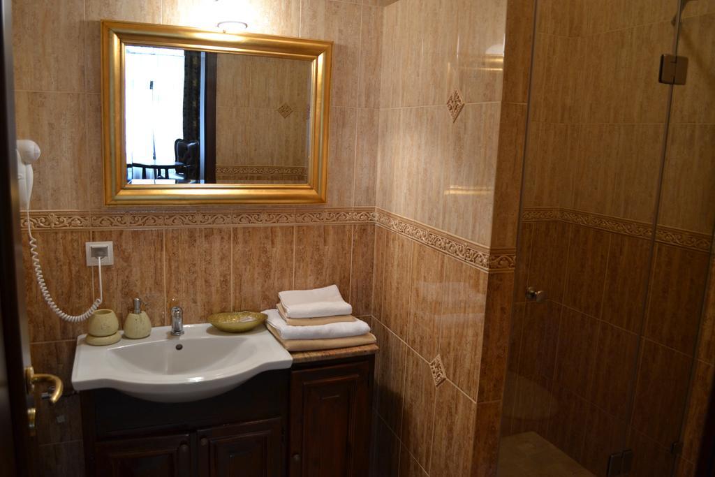 Hotel Casa Republicii Brașov Zimmer foto